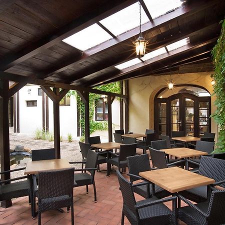Hotel U Hada Zatec Εξωτερικό φωτογραφία