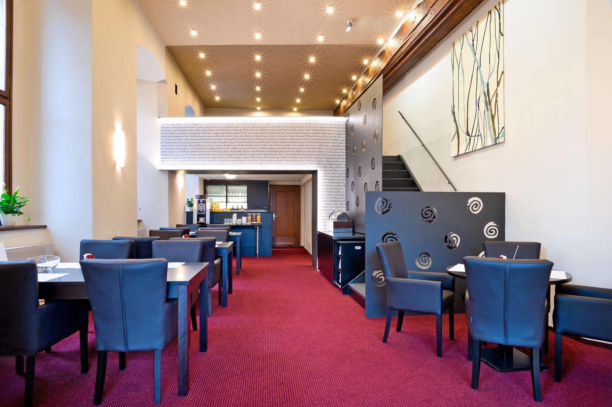 Hotel U Hada Zatec Εξωτερικό φωτογραφία