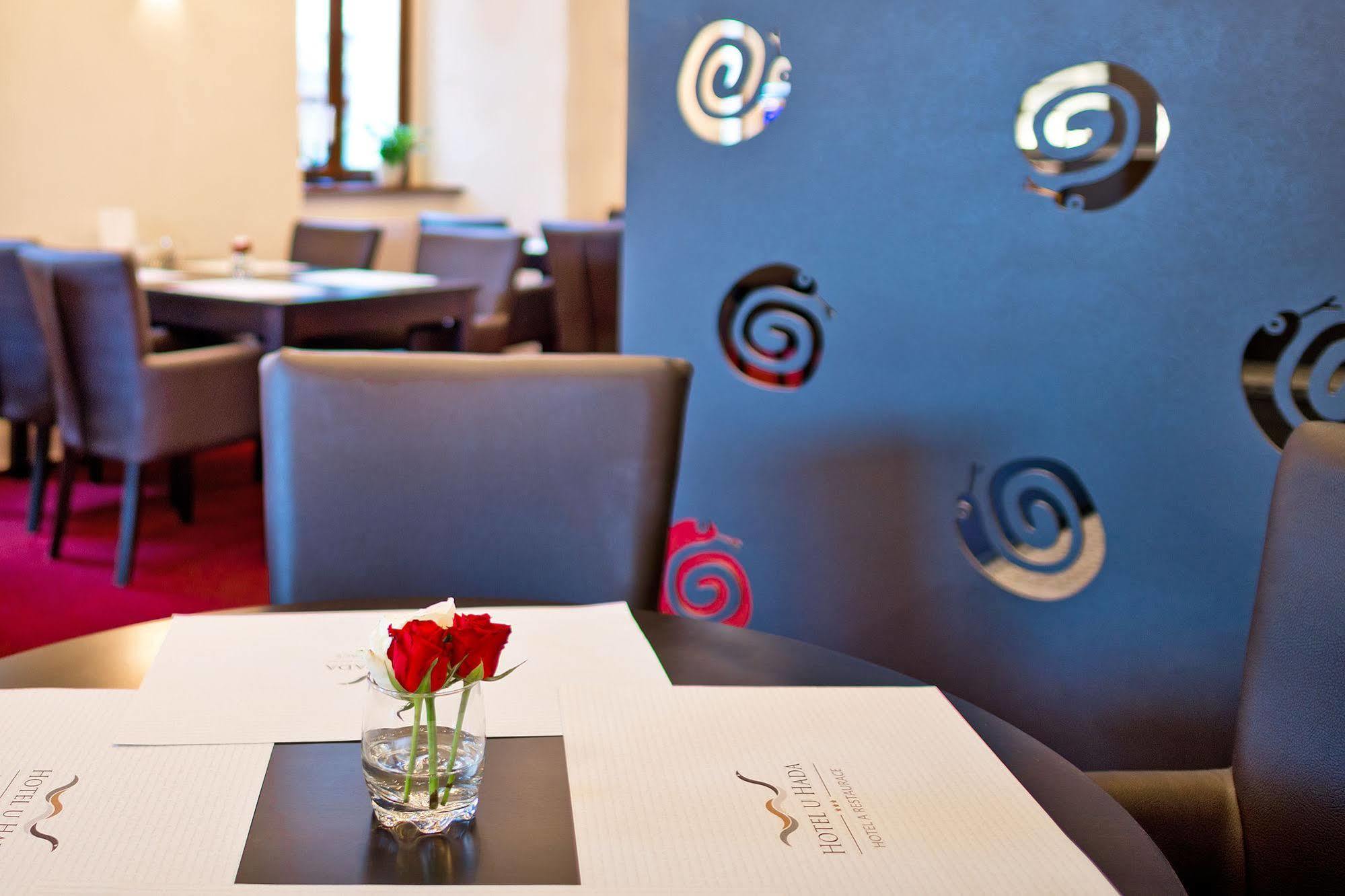 Hotel U Hada Zatec Εξωτερικό φωτογραφία