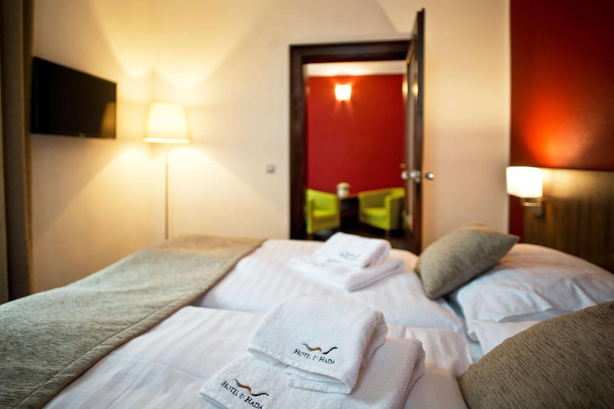 Hotel U Hada Zatec Εξωτερικό φωτογραφία